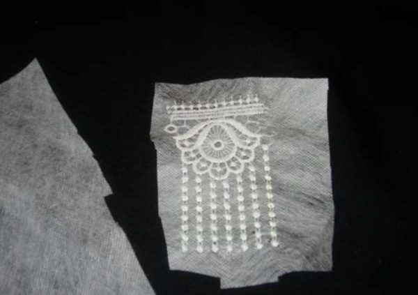 lace embroidery sample