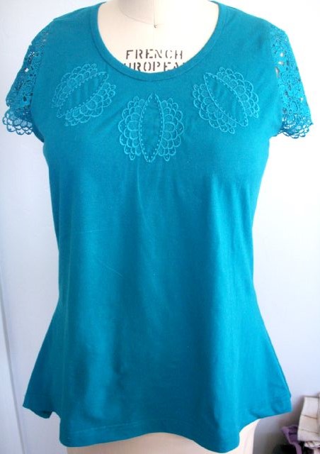 Lace Sleeved Embroidery Top