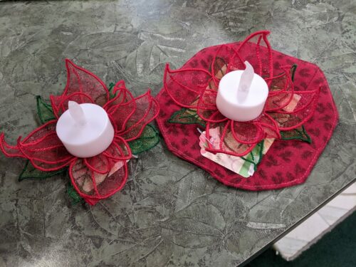 poinsettia tea light